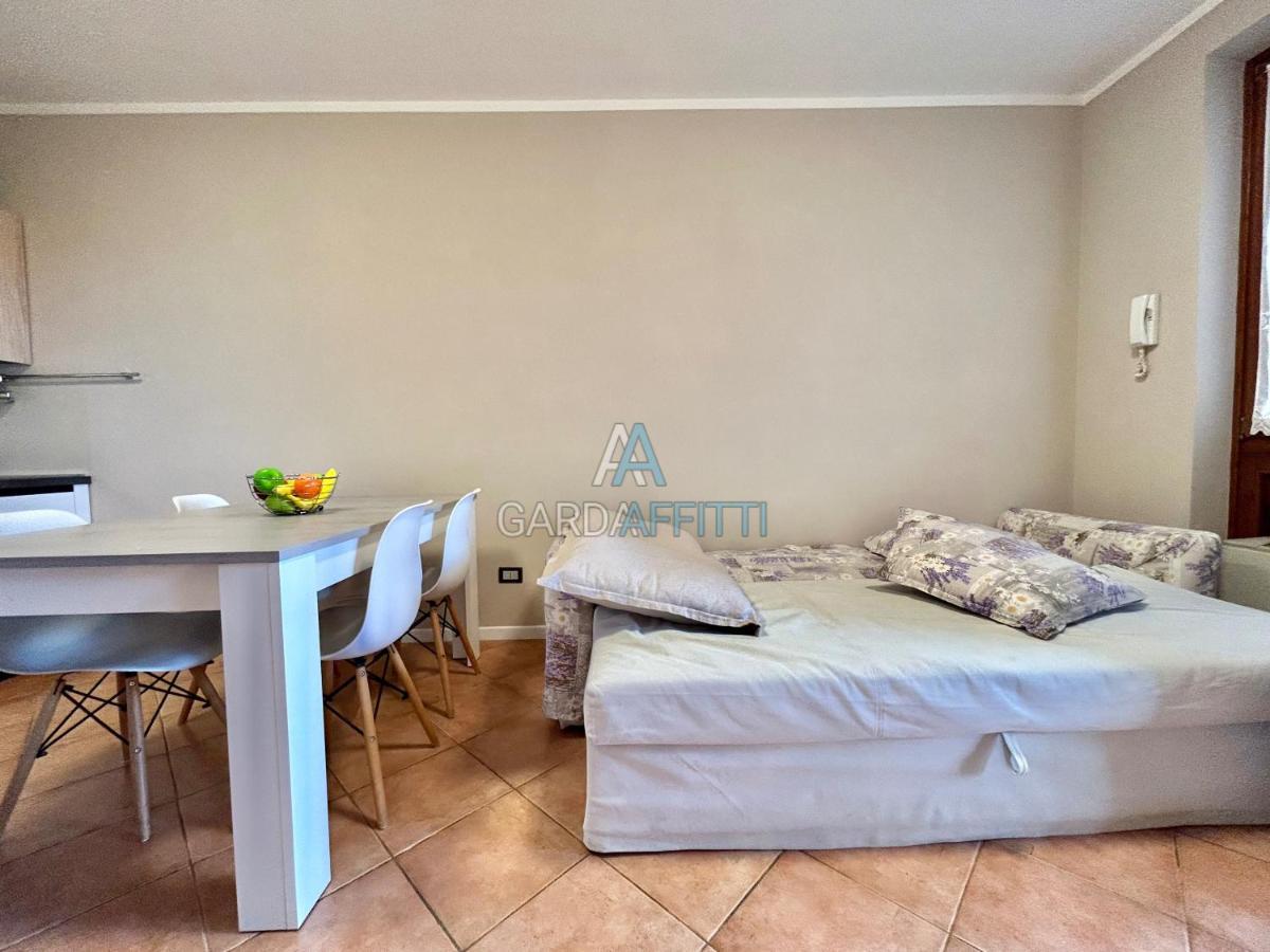 Perla Apartment - 3 Piscine E Un Bar - Desenzano Desenzano del Garda Bagian luar foto